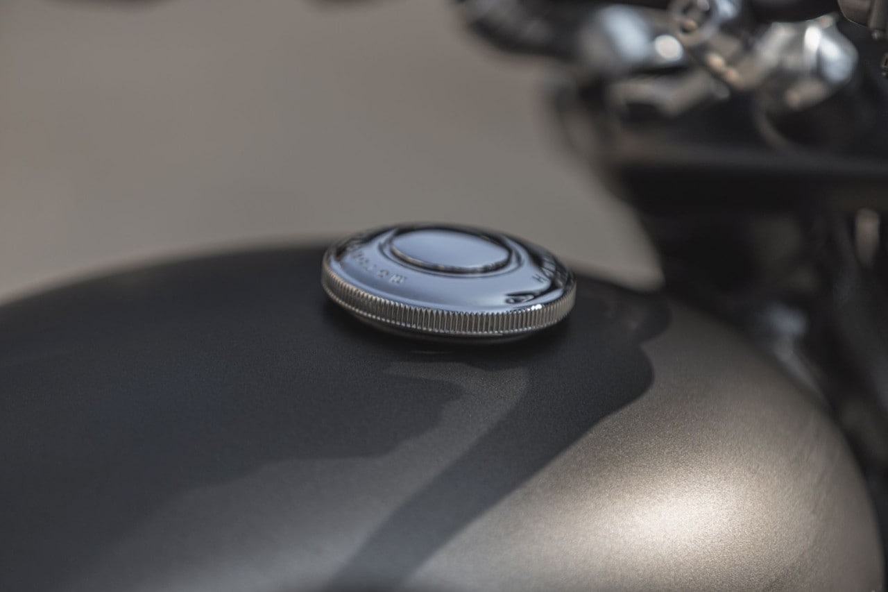 Moto Guzzi V7 Centenario e Triumph Street Twin: questione di PEDIGREE